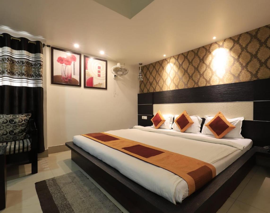 Hotel Rashmi Guwahati Eksteriør billede